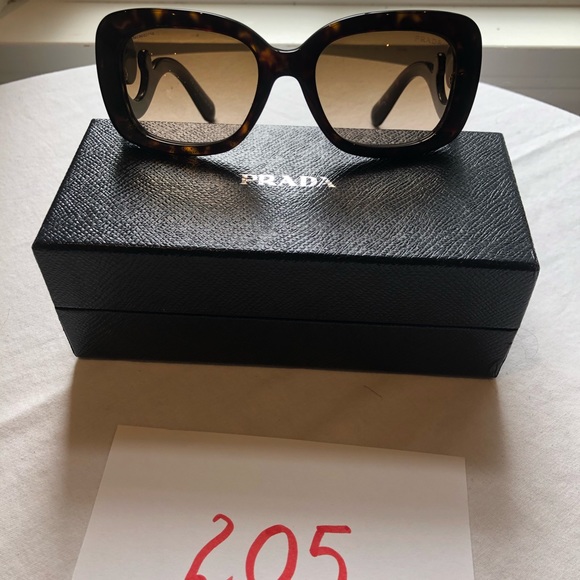 prada spr 270